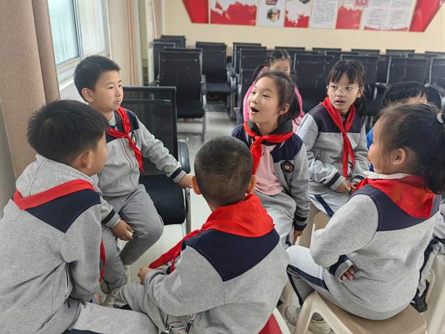 淮阴师范学院第一附属小学开展青少年成长辅导暨家庭教育活动(图2)