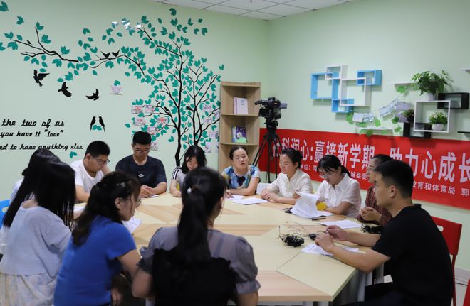 5万余人观看！这场线上心理座谈会为家长和青少年儿童“支招”