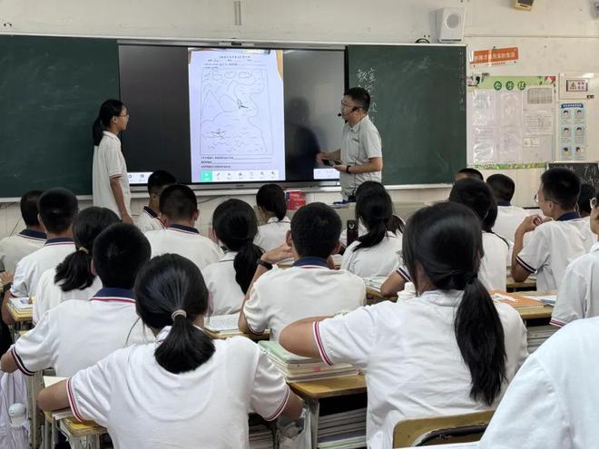 龙8国际：关爱未成年人｜2024年石狮市未成年人心理健康教育“公益九月”活动顺利开展(图4)