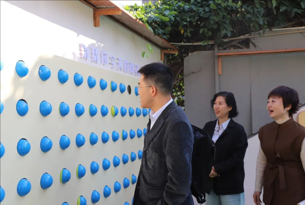 long8：云岩区：从“心”开始护助青少年健康成长(图2)