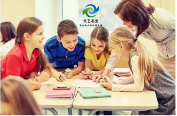 龙8国际：陕西优艺墨堂科普：护航青春关注12-22岁青少年心理健康抑郁预防(图3)
