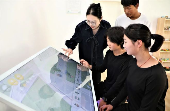 long8：位于月亮岛！正式投入使用向社会开放(图2)