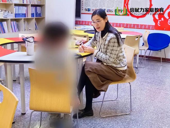 long8：【时事新闻】心理排查进校园倍赋力筑牢青少年心理健康防线(图2)