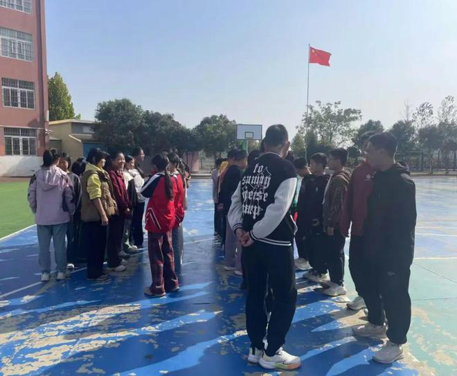 信阳市平桥区长台关乡团委青少年心理健康服务进村（社区）行动