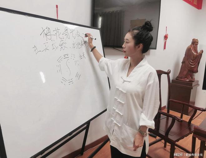 李子矜如何具体地帮助青少年了解自己的心理问题(图2)