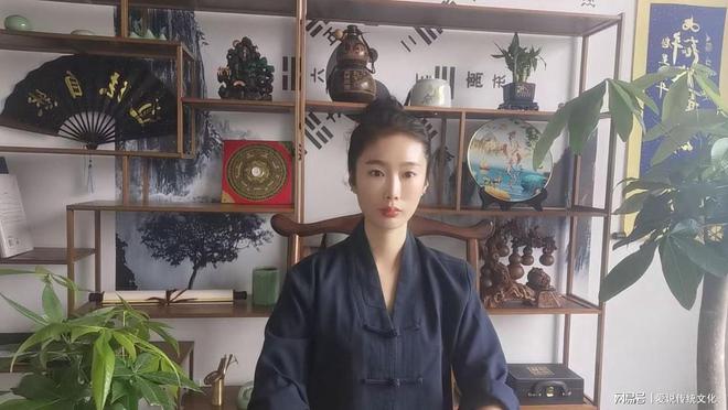 李子矜如何具体地帮助青少年了解自己的心理问题