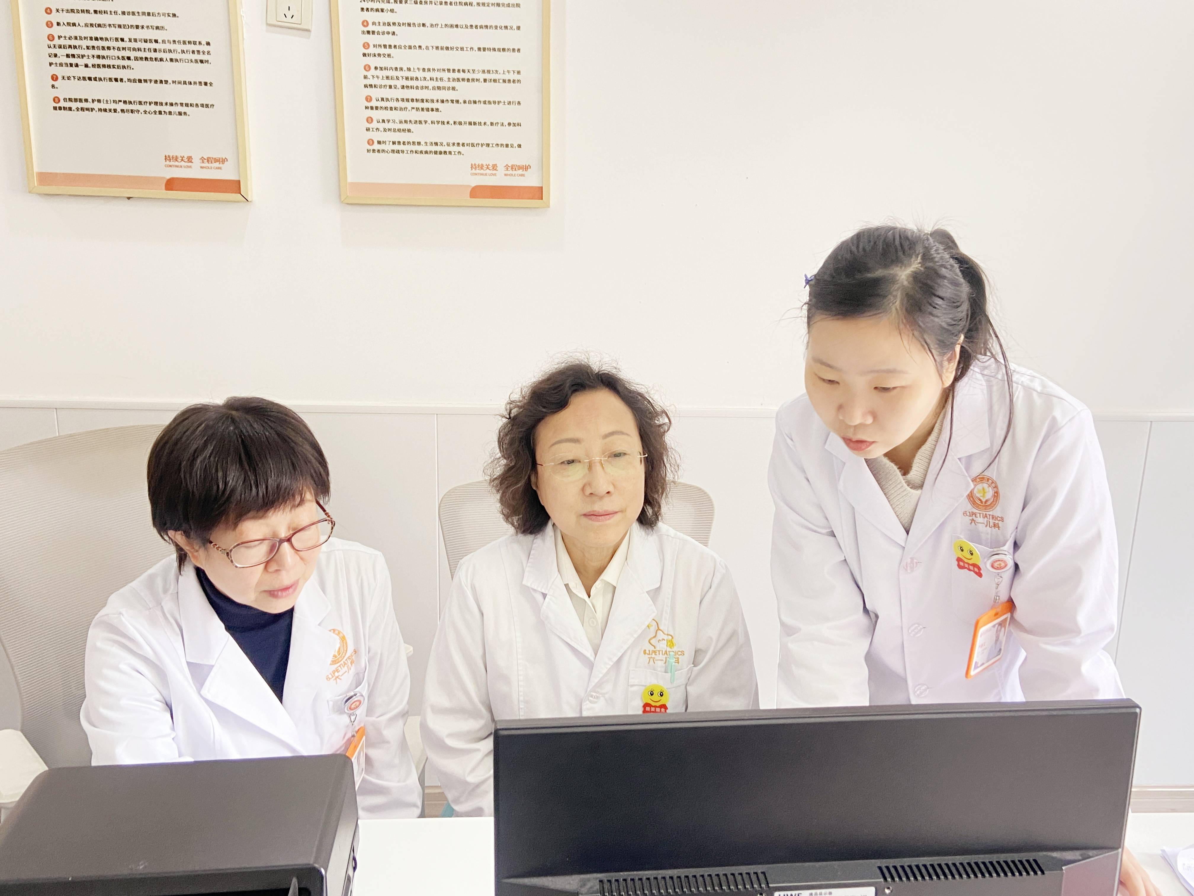 聂亚玲教授上海六一儿童医院会诊圆满成功儿科专家风采赢得家长高度认可！(图3)