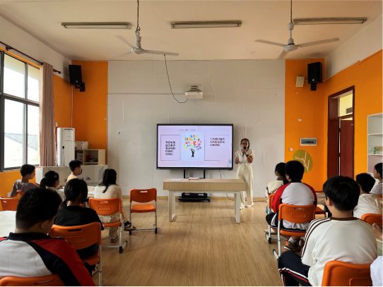 崇仁县宝水实验学校关工委组织开展初中部心理委员培训活动(图4)