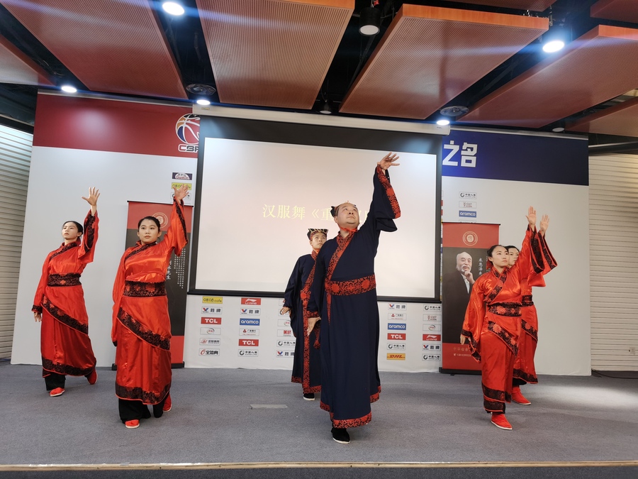 龙8国际：中华母亲讲堂践行《家庭教育促进法》系列课程在国家体育馆开讲(图13)