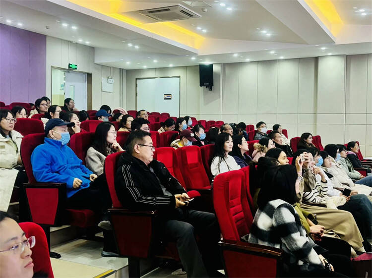 家庭教育大讲堂助力“三引导”行动深入开展(图2)