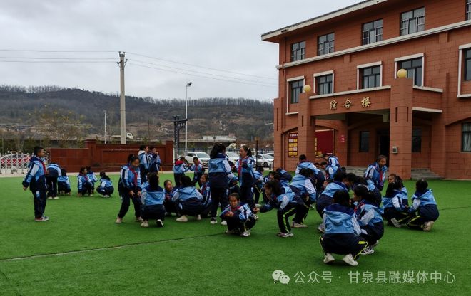 long8：甘泉县：加强心理健康教师培训力度助力学生阳光健康成长(图2)