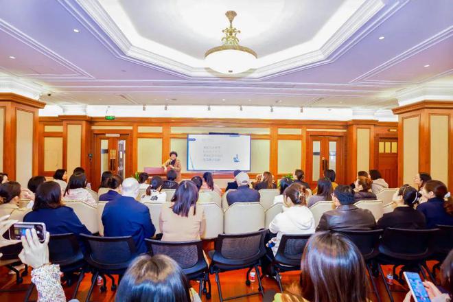 浦发银行“行知会”青少年心理健康讲座陈默：远离焦虑做淡定父母(图5)