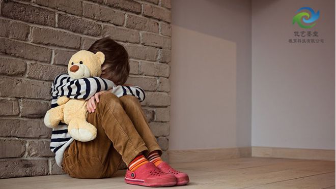 优艺墨堂教育科技公司正规!母亲的哪些行为可能导致孩子叛逆(图2)