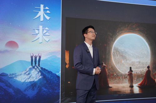 龙8国际：《一年翼说》跨年开讲幸福双翼开启家庭教育新篇(图3)