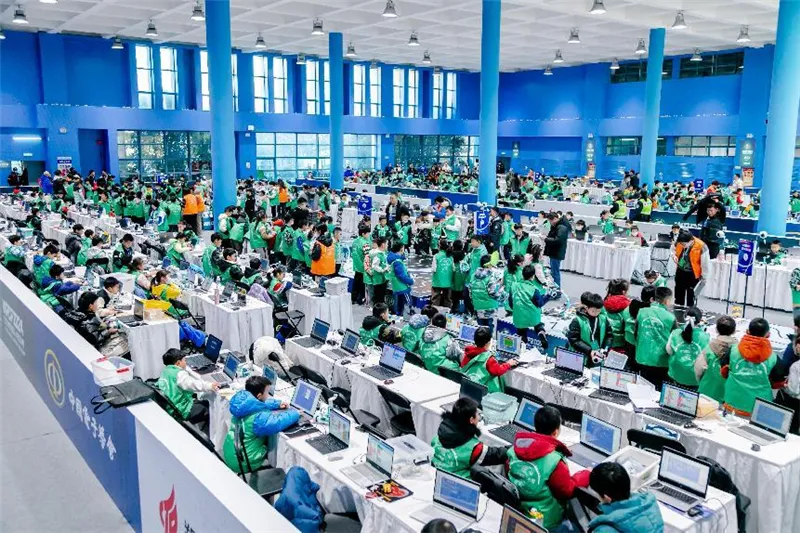 long8：启元学子闪耀赛场｜2024世界机器人大赛总决赛———核心素养培养体系再结硕果(图2)