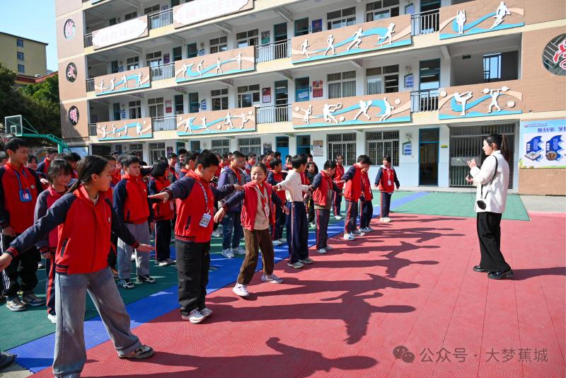 “心”体验“心”动力！蕉城为青少年解压(图2)