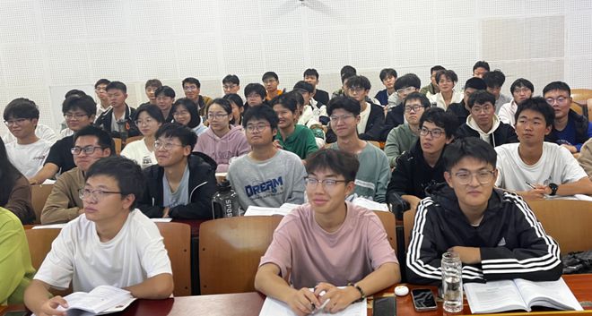 大一学生环境适应焦虑案例及提升适应能力的策略建议(图5)