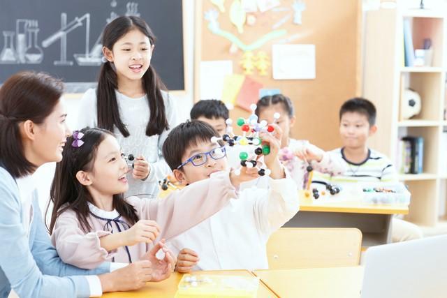 青少年叛逆心理疏导：初中生非常叛逆如何开导(图2)