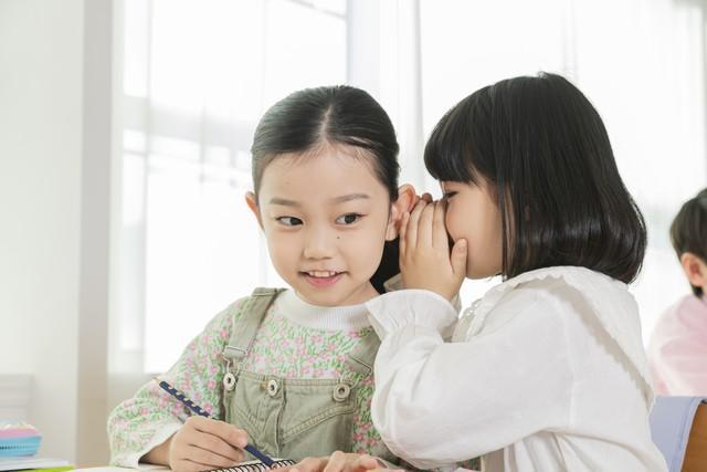 12岁孩子顶嘴不听话如何开导如何引导顽皮的12岁孩子倾听与沟通(图2)