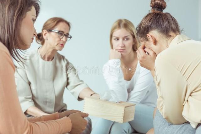 龙8国际：青少年孩子社交恐惧心理咨询哪家机构最好(图2)