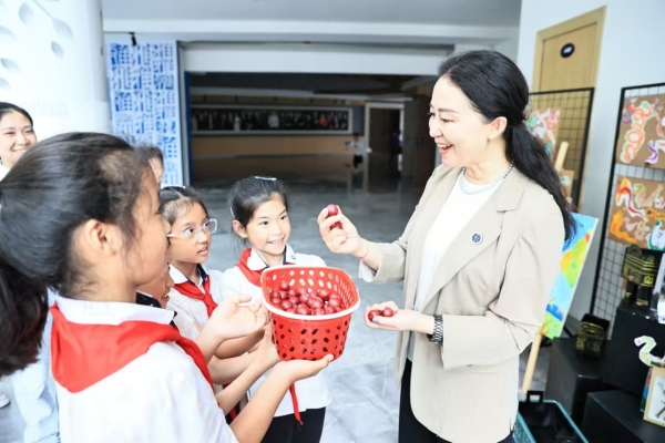 龙8国际：博雅小学构建心理健康教育新范式(图2)