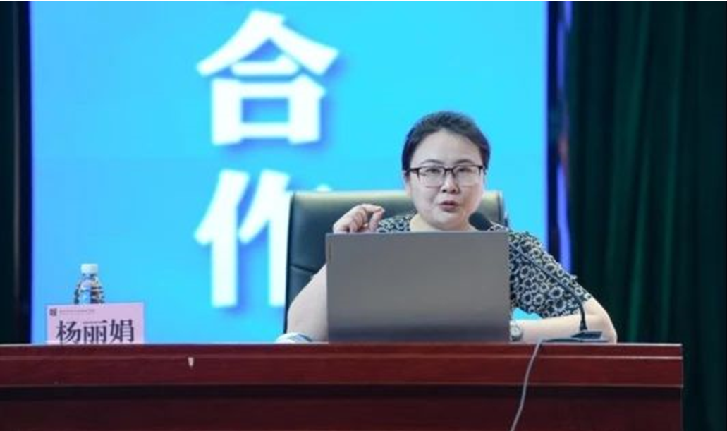 润心悦心沐光而行——2025年南充市525心理健康宣传月启动仪式暨心理健康教育医校联合共建基地签约仪式举行(图1)