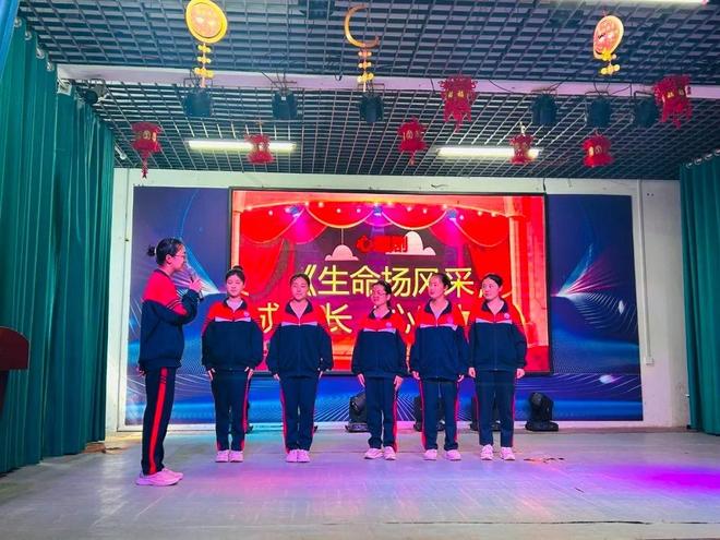 龙8国际：人生需要规划！李锋教育8月特色课助你赢在起跑线！(图1)