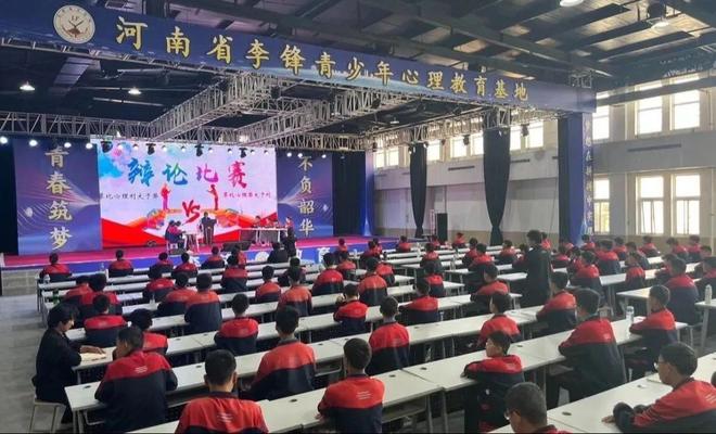 龙8国际：人生需要规划！李锋教育8月特色课助你赢在起跑线！(图3)