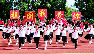 long8：法治的光照亮少年心灵(图3)