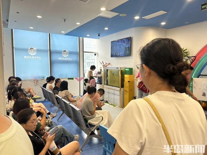 long8：半岛调查｜精打细算暑假仍支出过万！普通家庭拼的不是砸钱“平替版”带娃也快乐(图3)