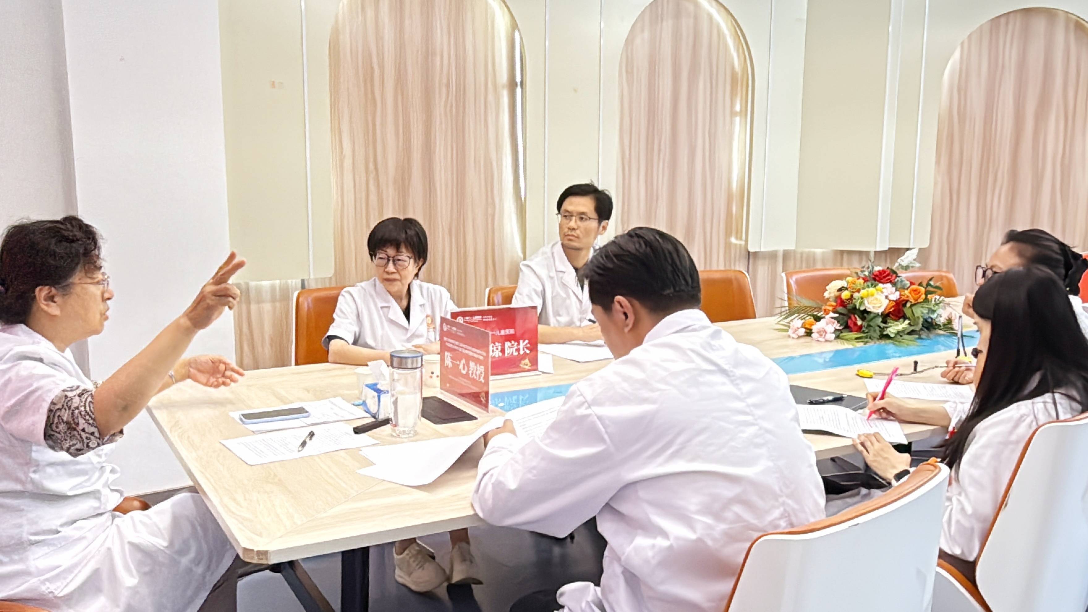 long8：聚焦儿童青少年心理健康！上海六一儿童医院举办学术交流活动(图5)