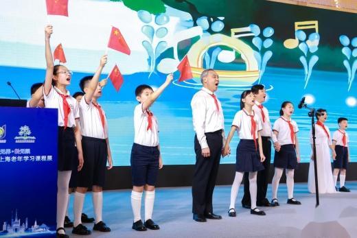 long8：老少共学、代际共融中国老年教育如何跨龄三代、祖孙同乐？(图2)