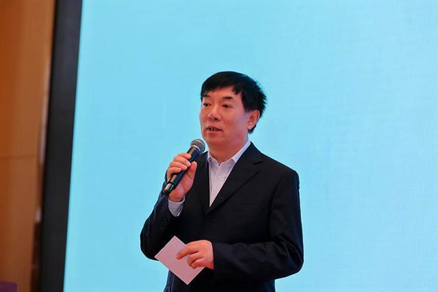 龙8国际：如何激活学习积极性？专家学者关注“厌学休学群体”(图4)