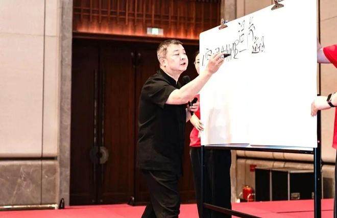 抓住孩子成长关键期！一天一块钱系统学习家庭教育提升亲子关系。(图2)