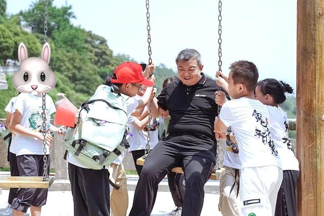 抓住孩子成长关键期！一天一块钱系统学习家庭教育提升亲子关系。(图4)