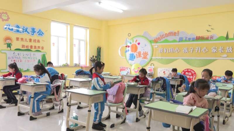 龙8国际：吉林青联+西部计划志愿者：为边境村儿童打造“四点半小课堂”(图2)