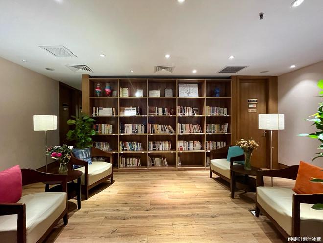 龙8国际：郑州伟凡心理咨询专注婚姻与青少年心理问题专业团队提供个性化(图2)