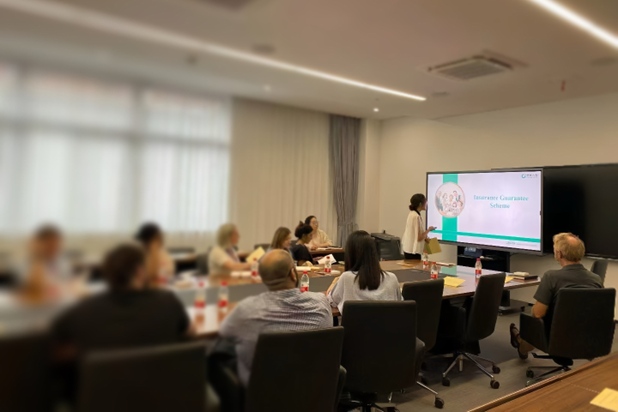 龙8国际：跨越7000亿！中国人寿迎来发展新里程碑(图4)