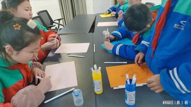 long8：“能量盾牌”锻造完成赋能通川一小学生勇敢面对挑战(图2)