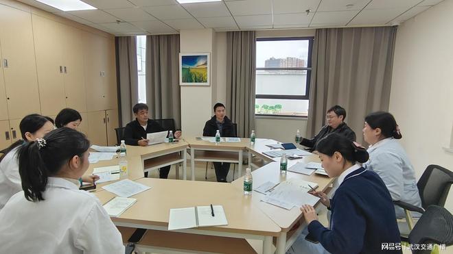 “医校社”协同建立青少年抑郁症干预体系(图1)