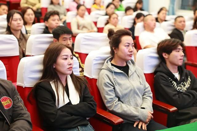 广元东城实验初中开展“为家庭赋能为生命护航”家庭教育专题讲座(图5)